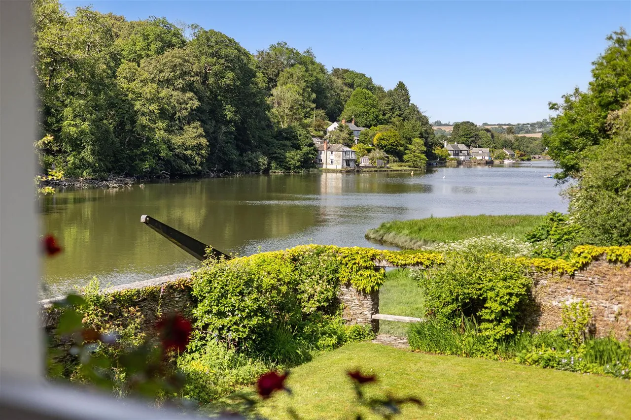 Lerryn, PL22, photo 9