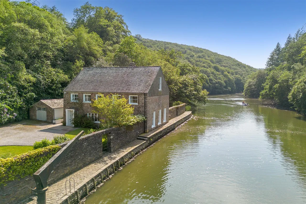 Lerryn, PL22, photo 15