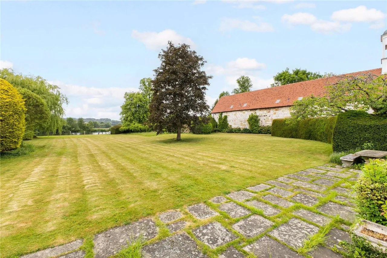 Temple Lane, Marlow, SL7, photo 4