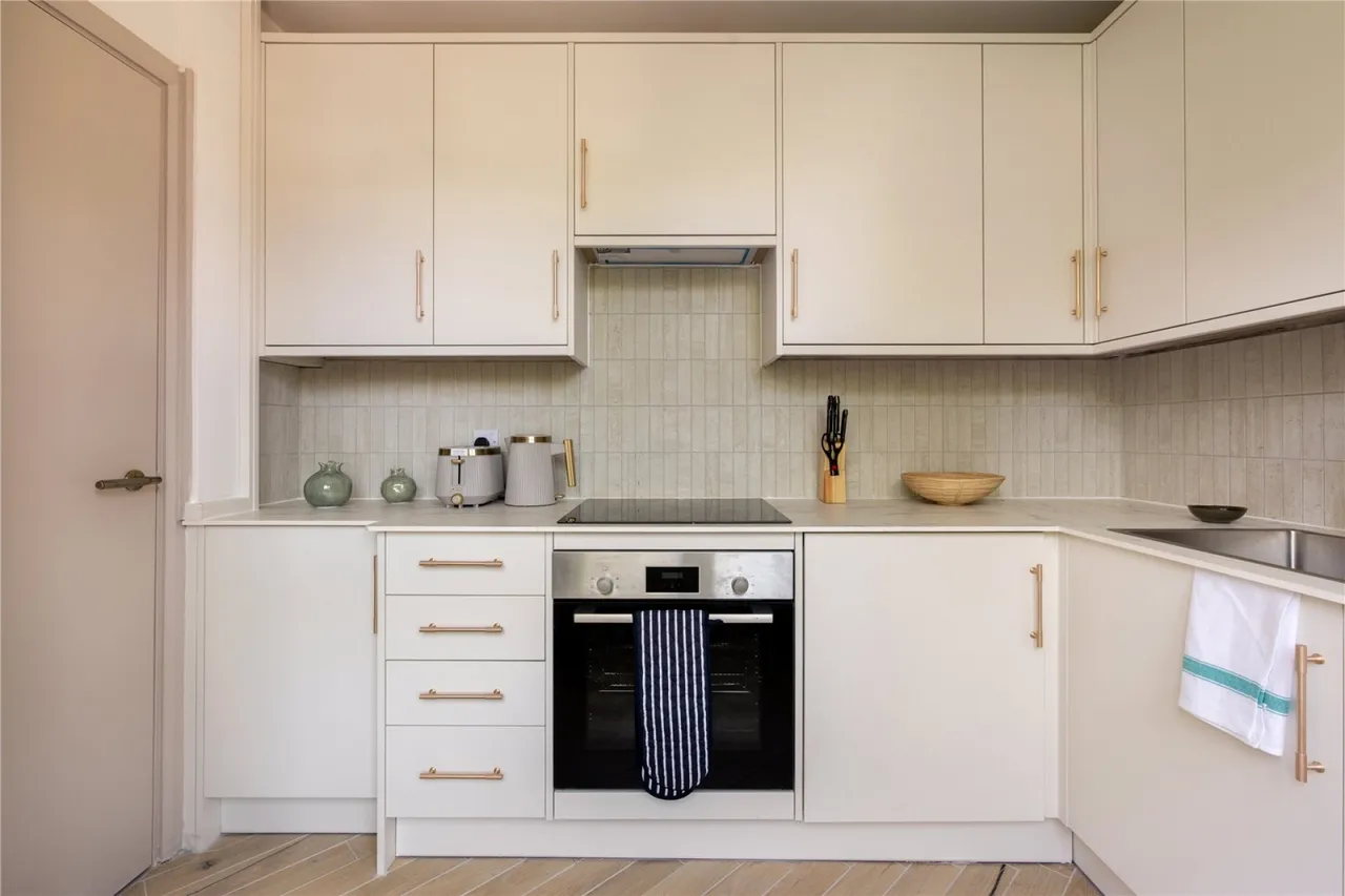 Hathersage Court, Newington Green, N1, photo 4