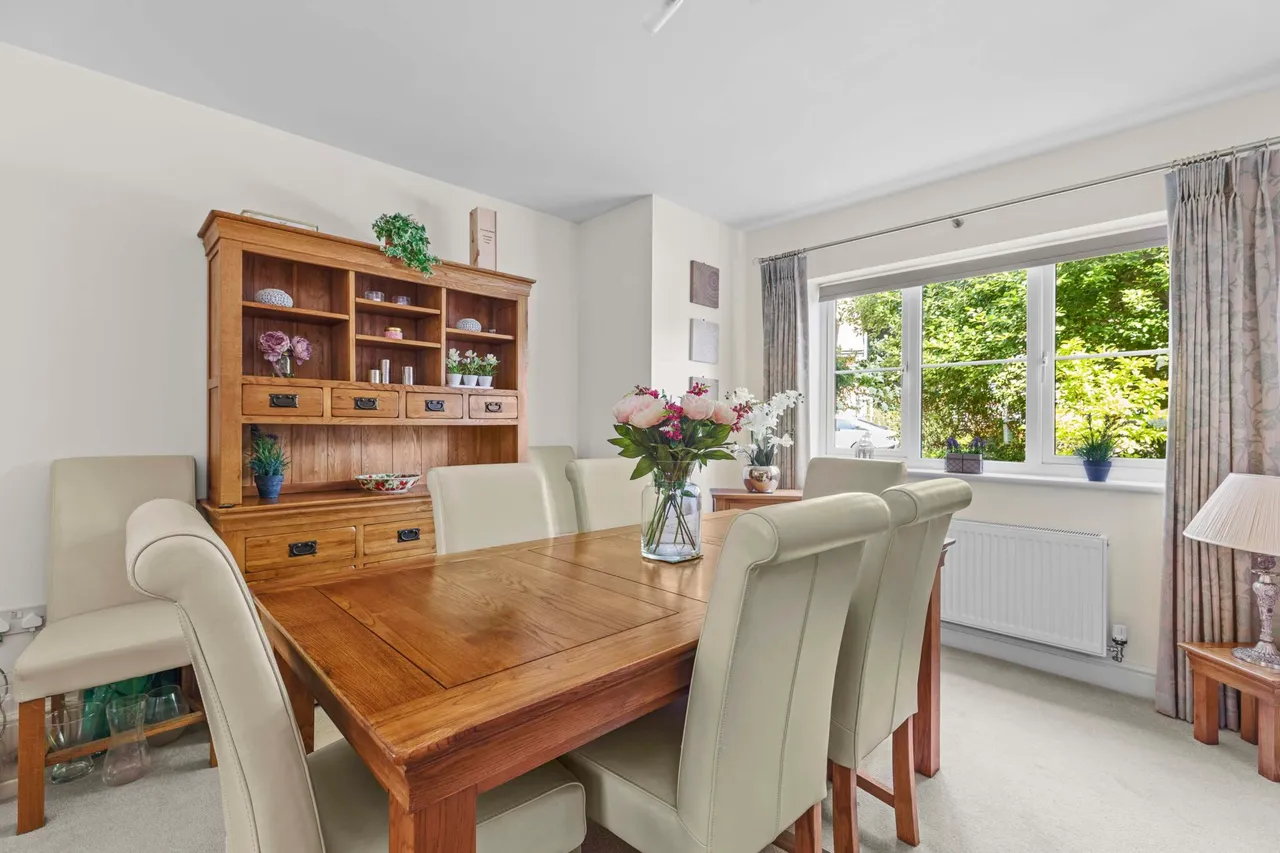 Willow Chase, Hazlemere, HP15, photo 10