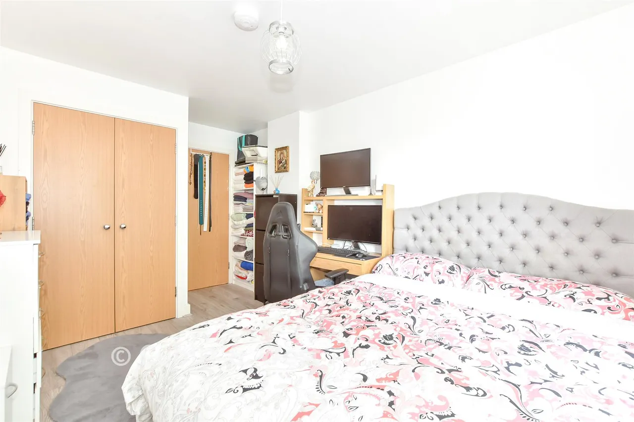 Fratton Way, Southsea, PO4, photo 7
