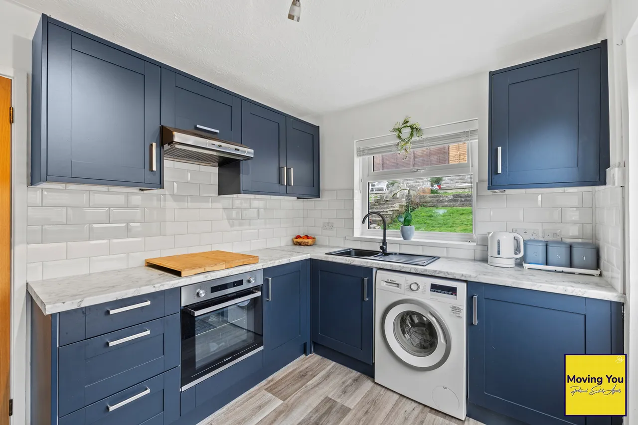 The Hannants, Neath, SA10 7DE, photo 4