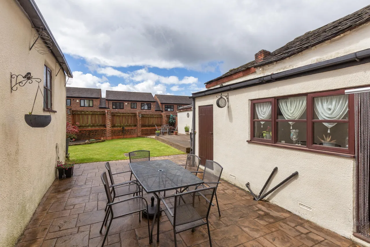 Newmarket Road, Ashton-under-lyne, OL7, photo 23