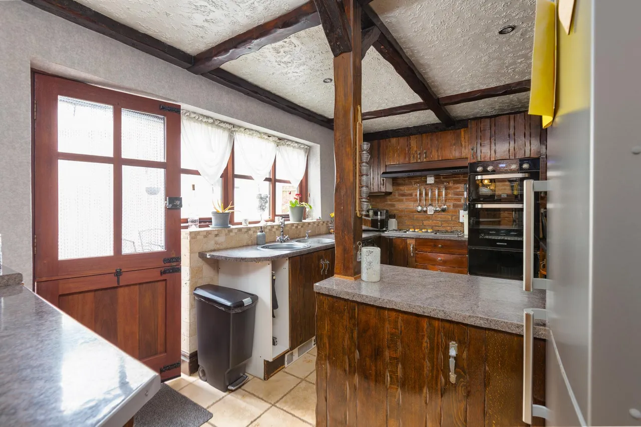 Newmarket Road, Ashton-under-lyne, OL7, photo 10