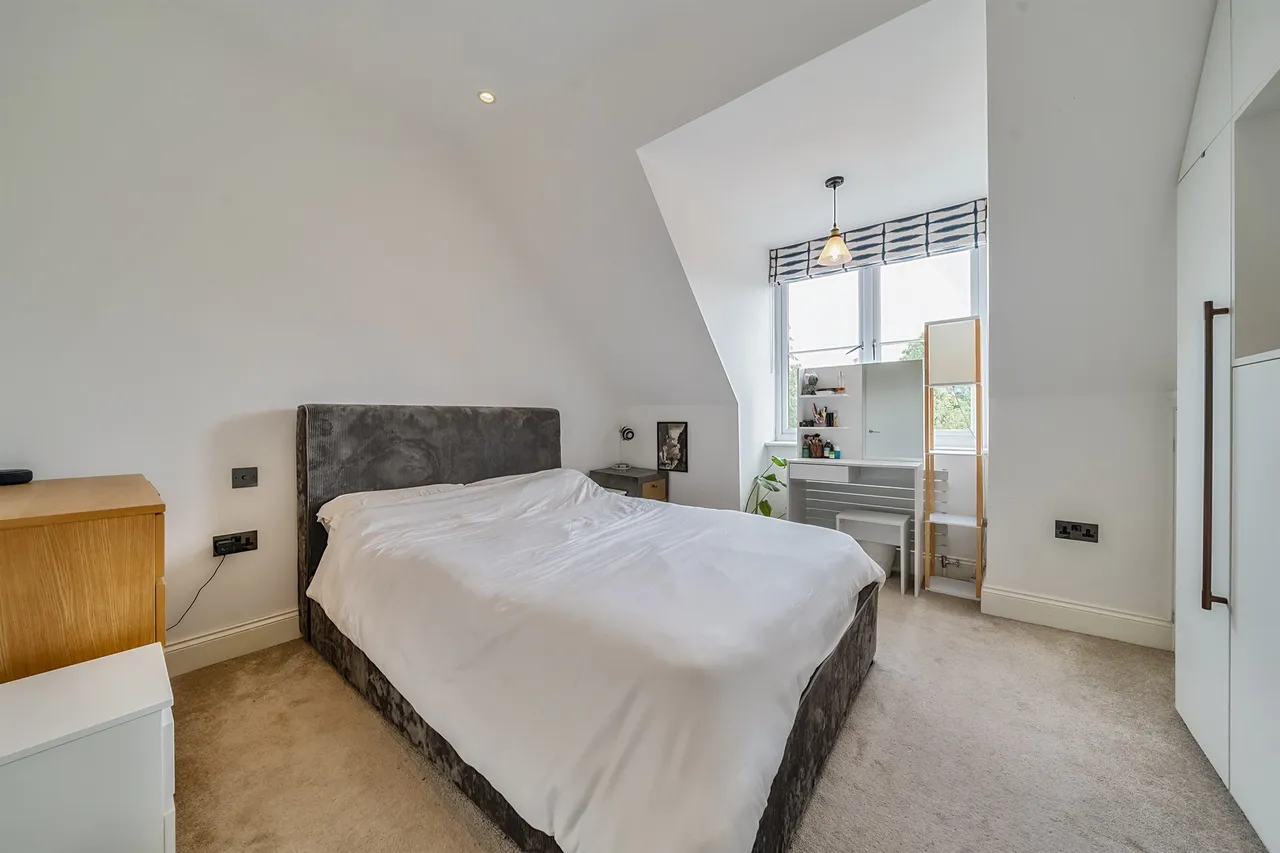 Creffield Road, London, photo 6