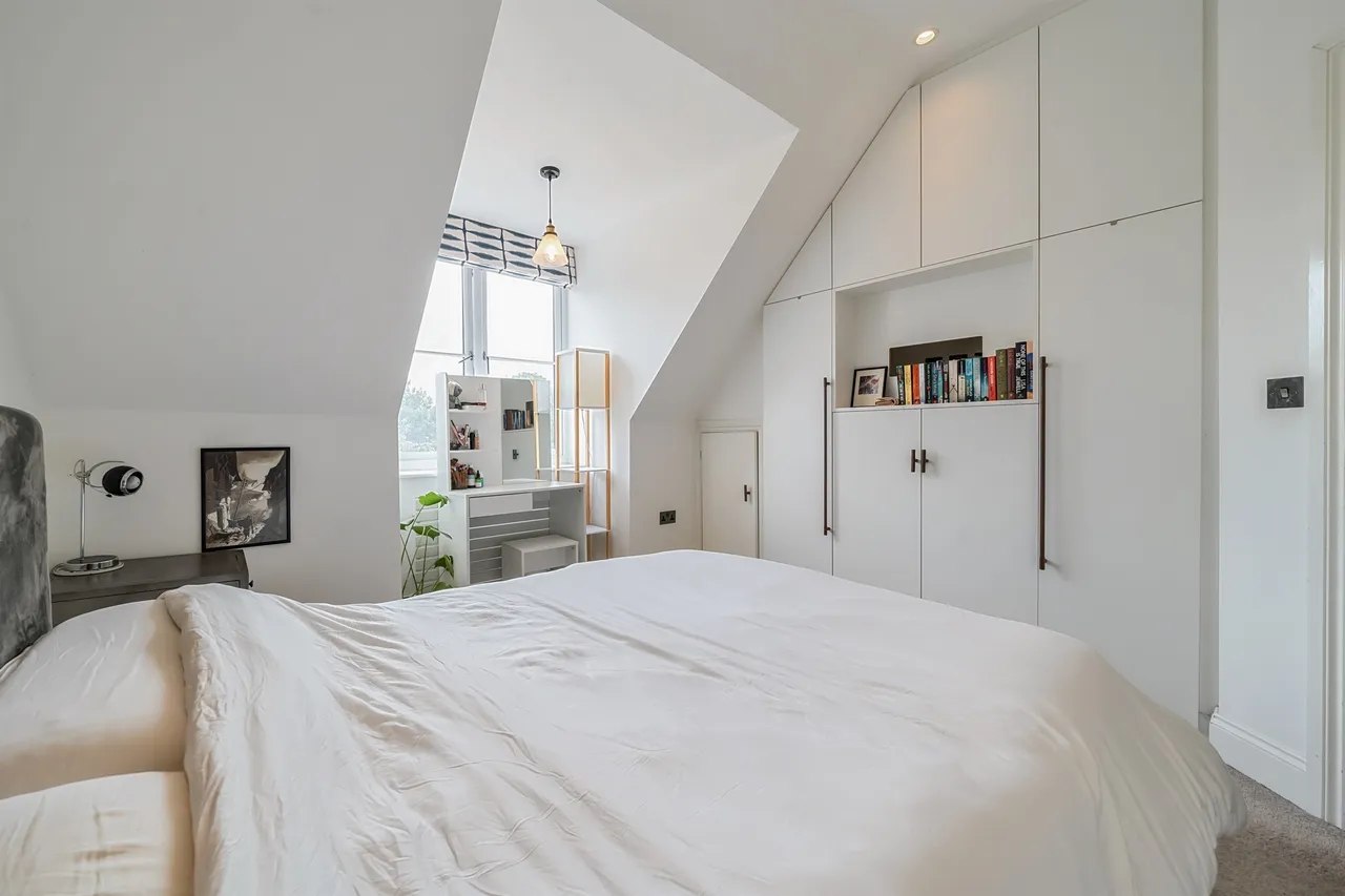 Creffield Road, London, photo 4