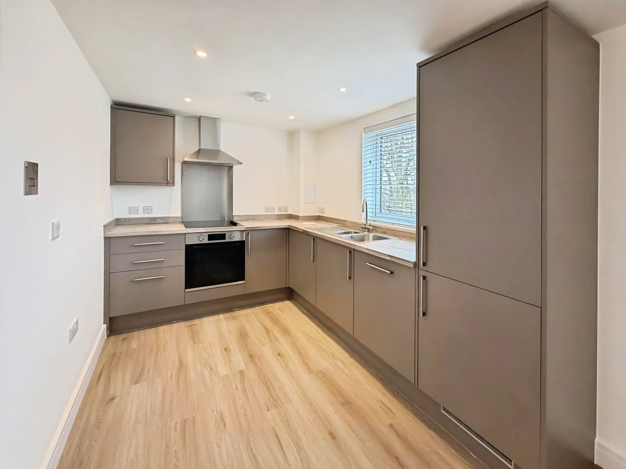 Oundle Road, Peterborough, PE2, photo 2