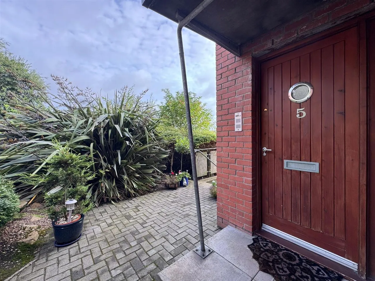 Antrim Road, Newtownabbey, BT36, photo 3