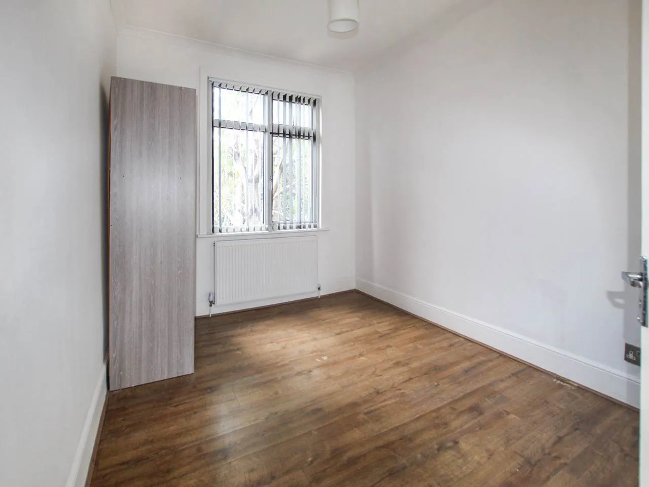 Nield Road, Hayes, UB3, photo 9
