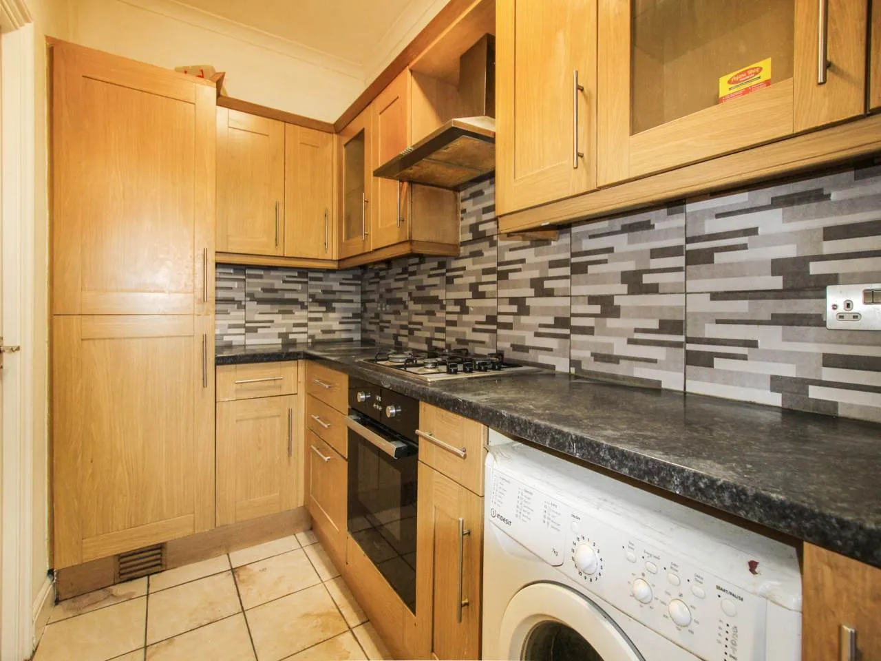 Nield Road, Hayes, UB3, photo 5
