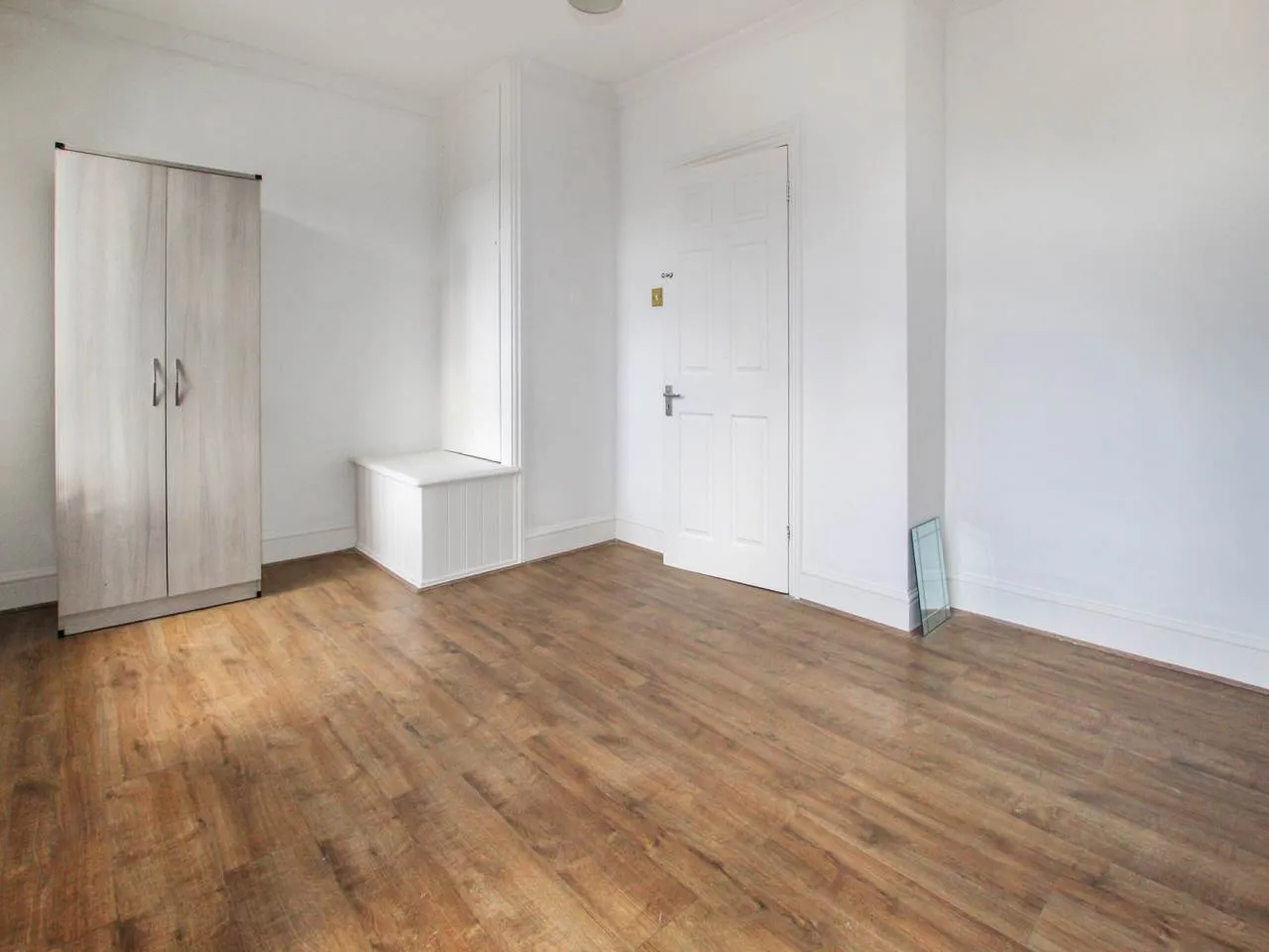 Nield Road, Hayes, UB3, photo 7