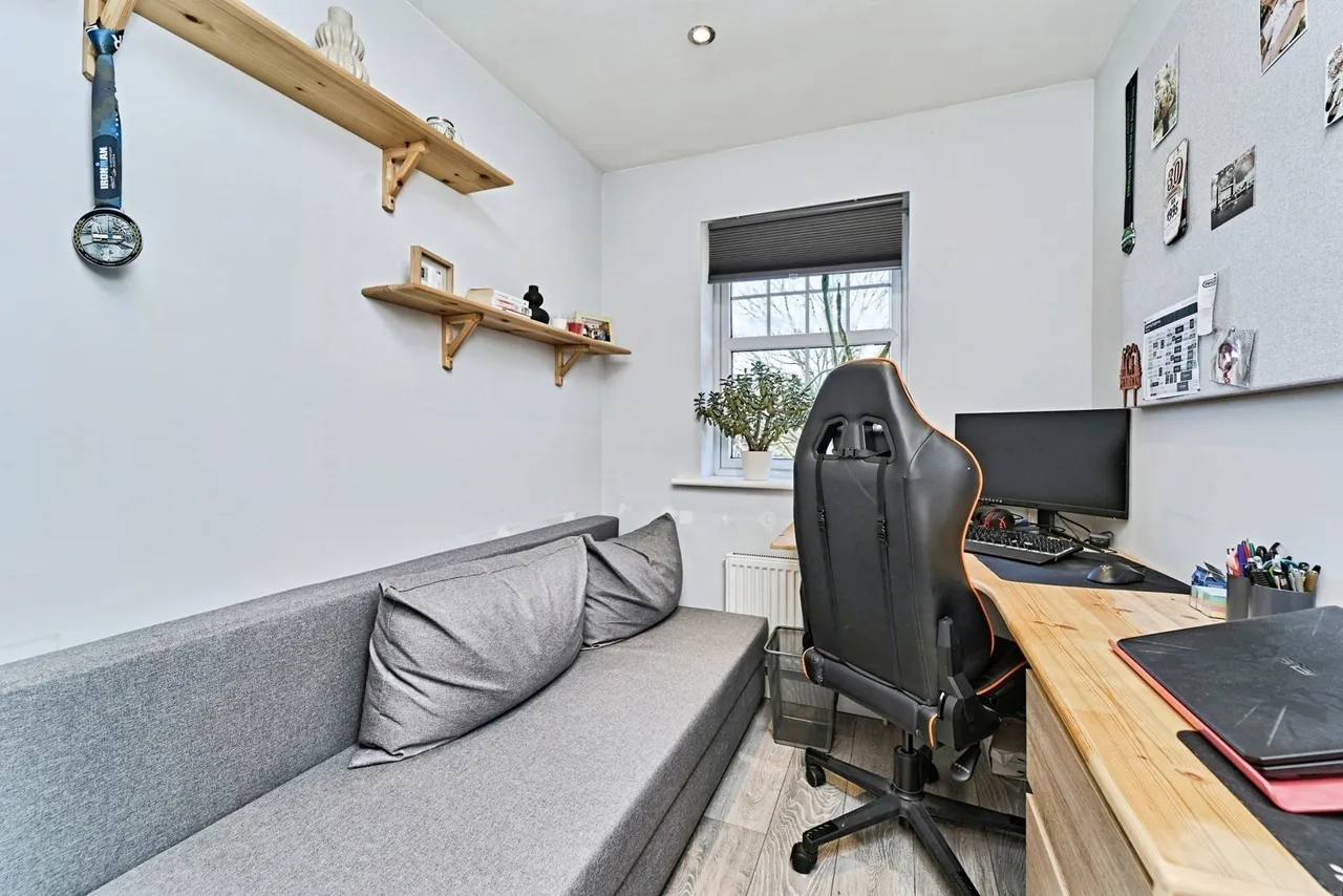 Alderley Crescent, Walsall, West Midlands, WS3, photo 15