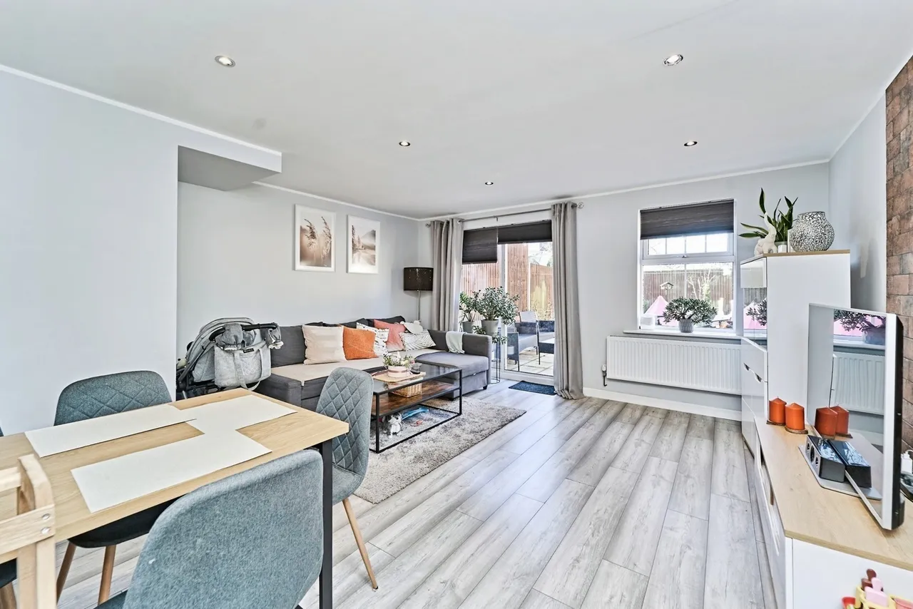 Alderley Crescent, Walsall, West Midlands, WS3, photo 4