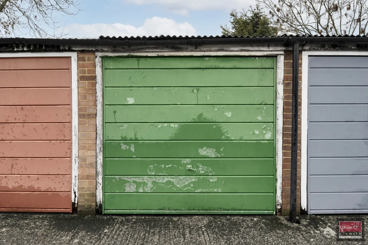 Stanwell Road, Ashford, photo 13