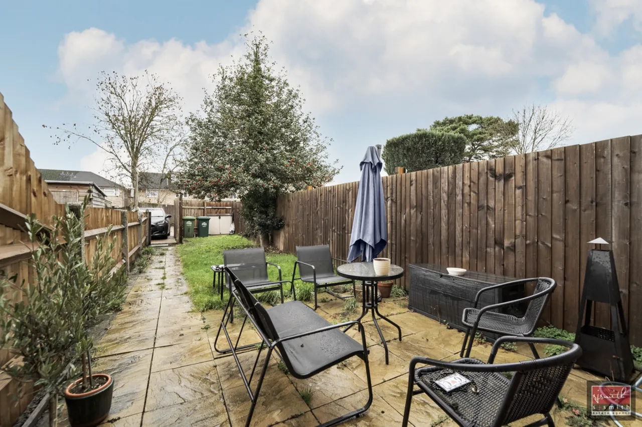 Stanwell Road, Ashford, photo 7