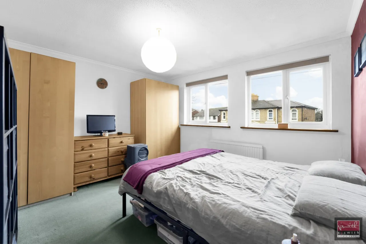 Stanwell Road, Ashford, photo 5