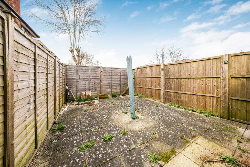 Orchard Close, Denham, UB9, photo 26