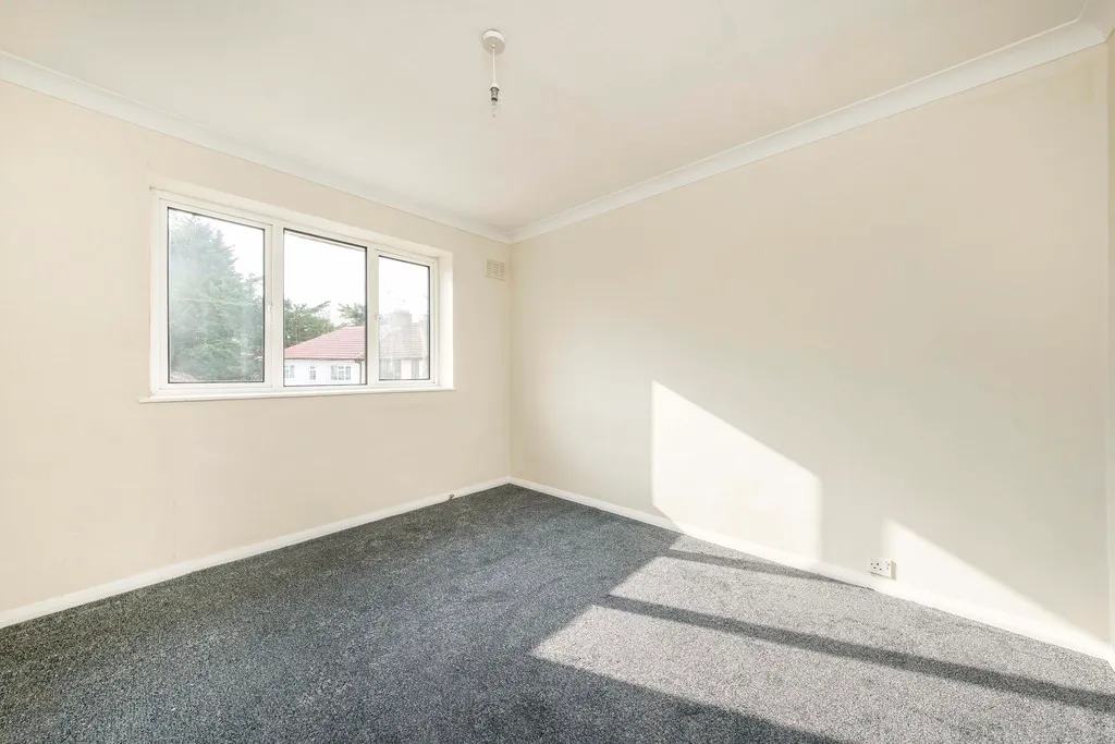 Orchard Close, Denham, UB9, photo 5