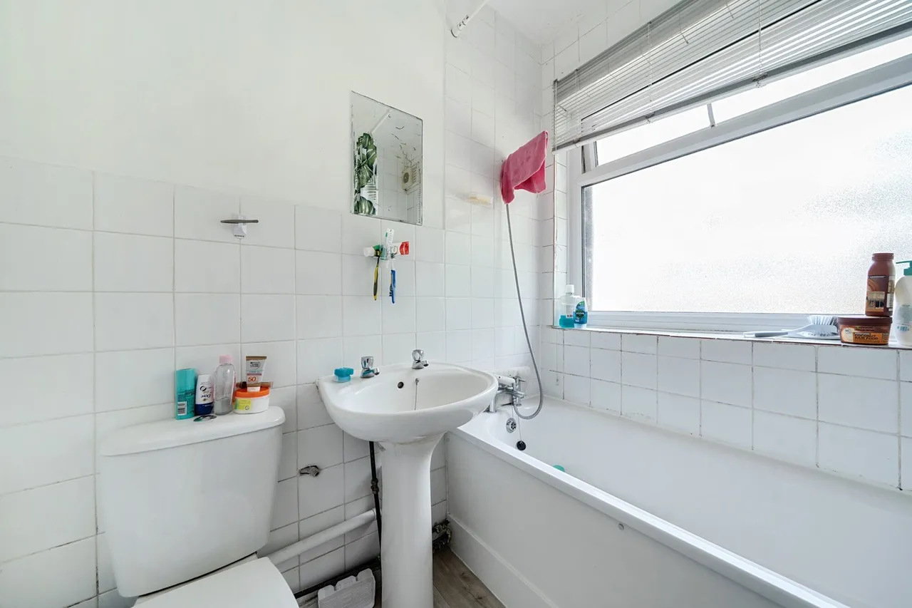 Buller Close, SE15, photo 8