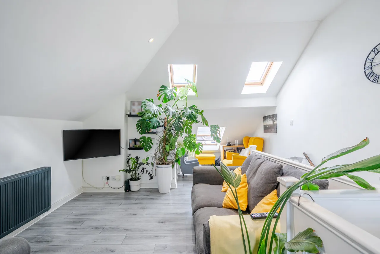 Worple Road, London, SW20, photo 4