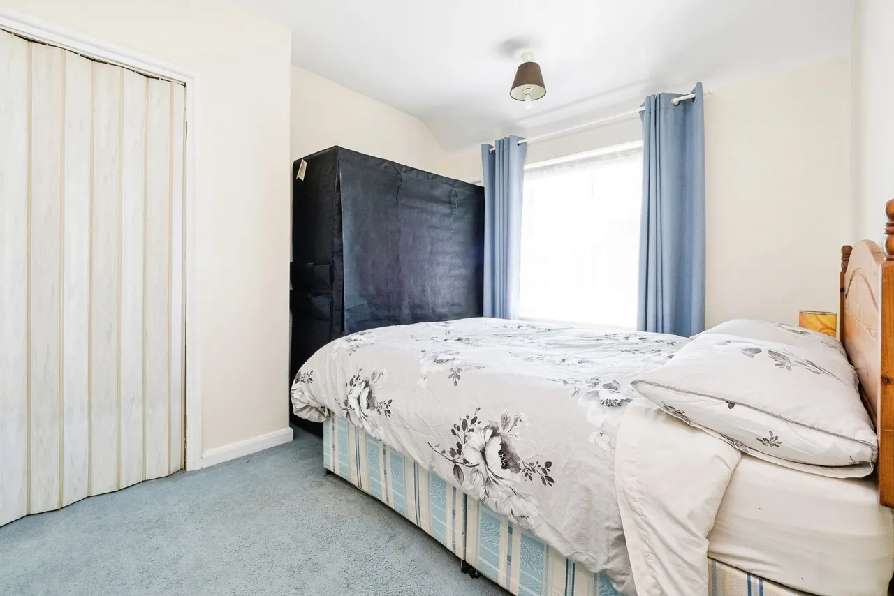 Rosedale Gardens, Dagenham, Essex, RM9, photo 5