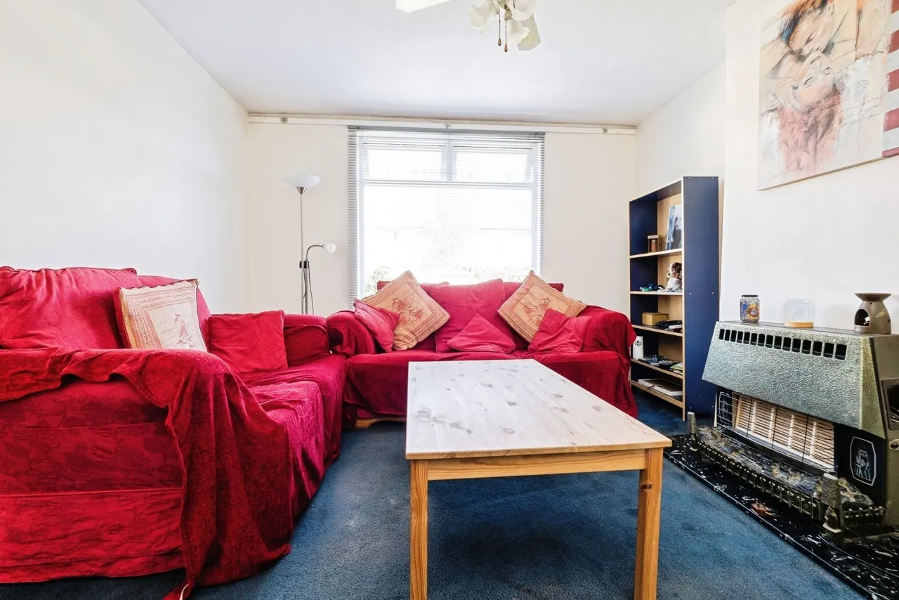 Rosedale Gardens, Dagenham, Essex, RM9, photo 18