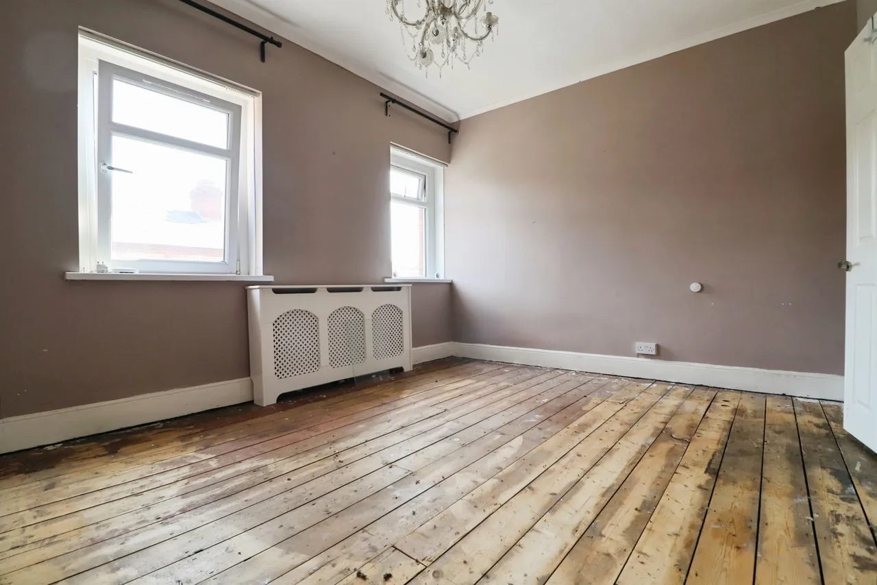 Salisbury Road, Barry, photo 9