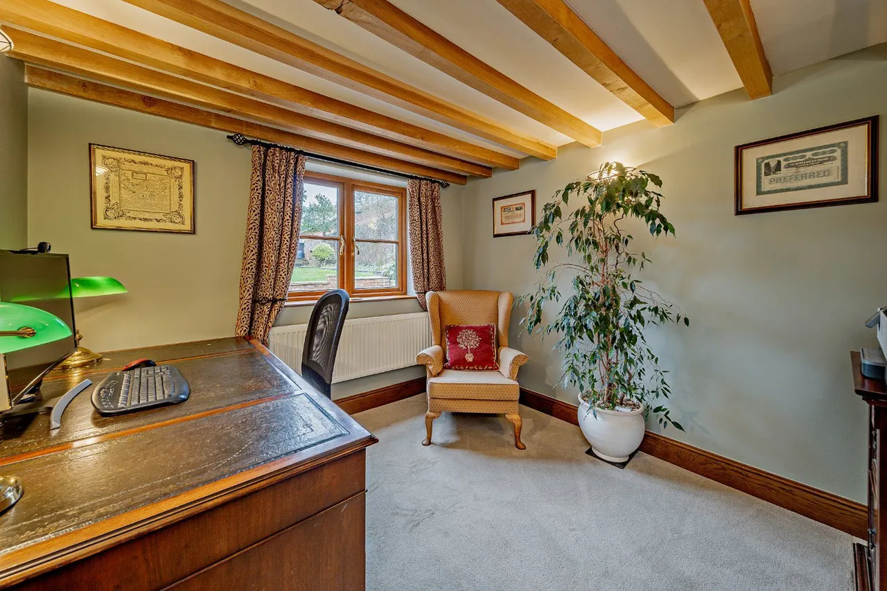 Hoole Bank, Hoole Village, Chester, Cheshire, CH2 4ES, photo 6