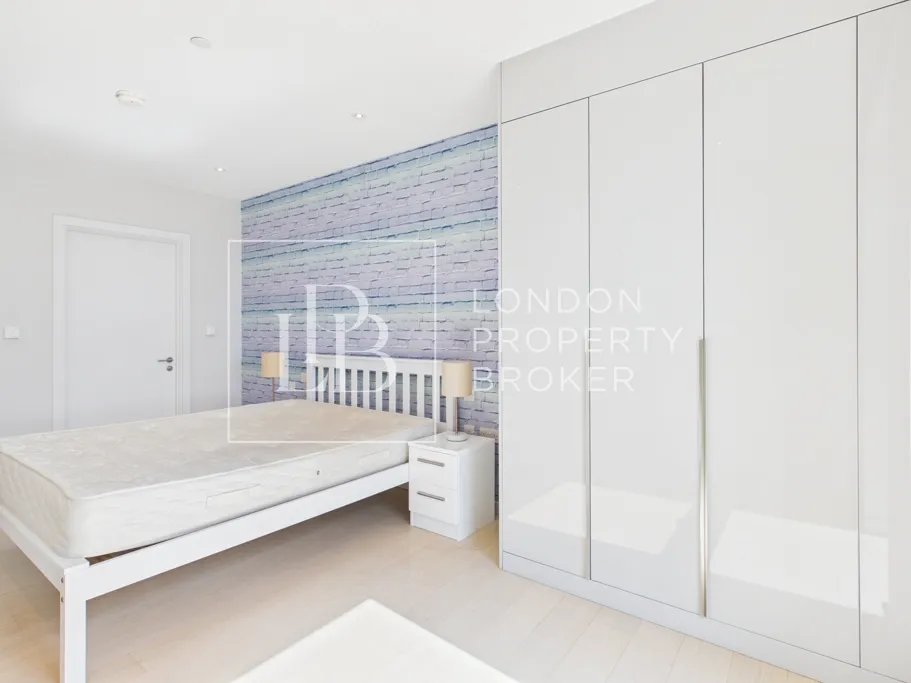 Glasshouse Gardens, London, E20, photo 12