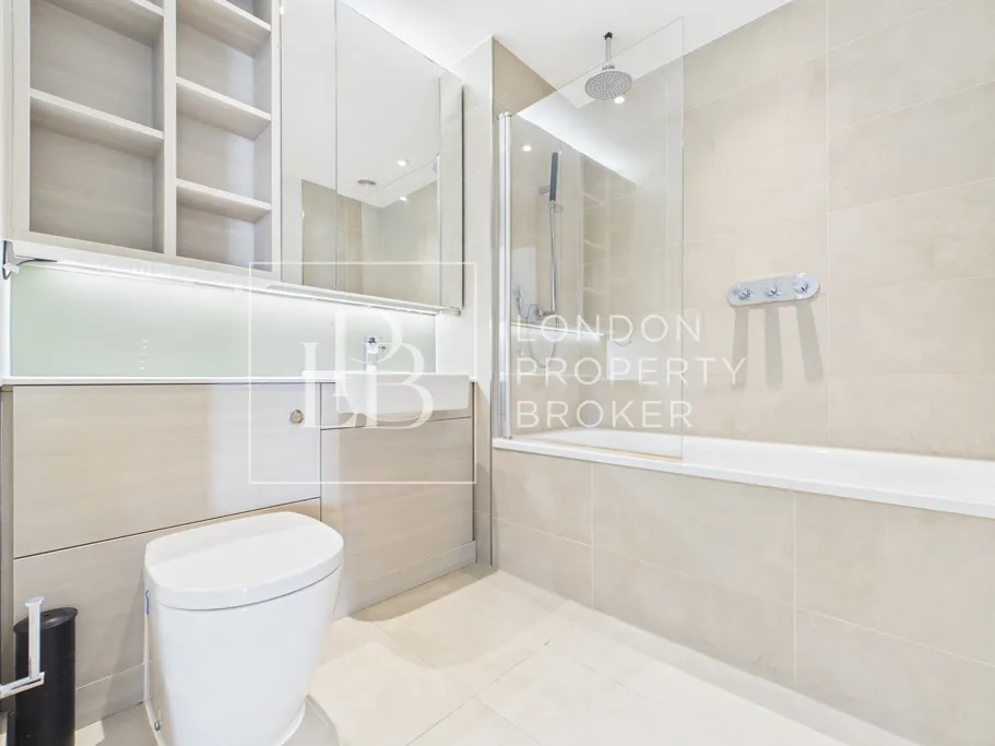 Glasshouse Gardens, London, E20, photo 14