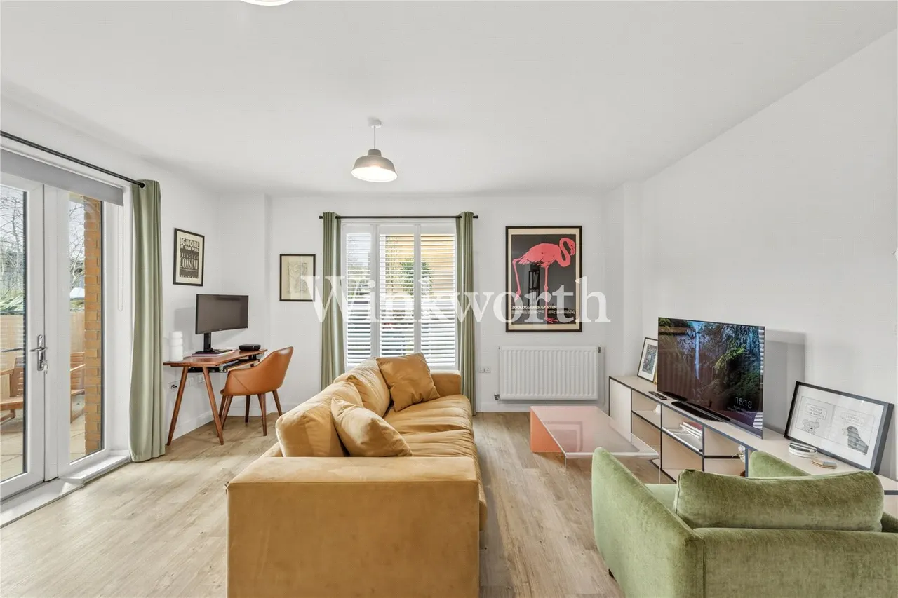 1 bed flat for sale, Rowland Road, London, N17