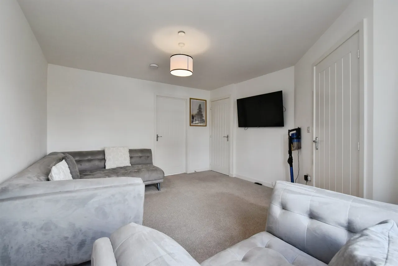 Carn Y Cefn Ebbw Vale, NP23, photo 5