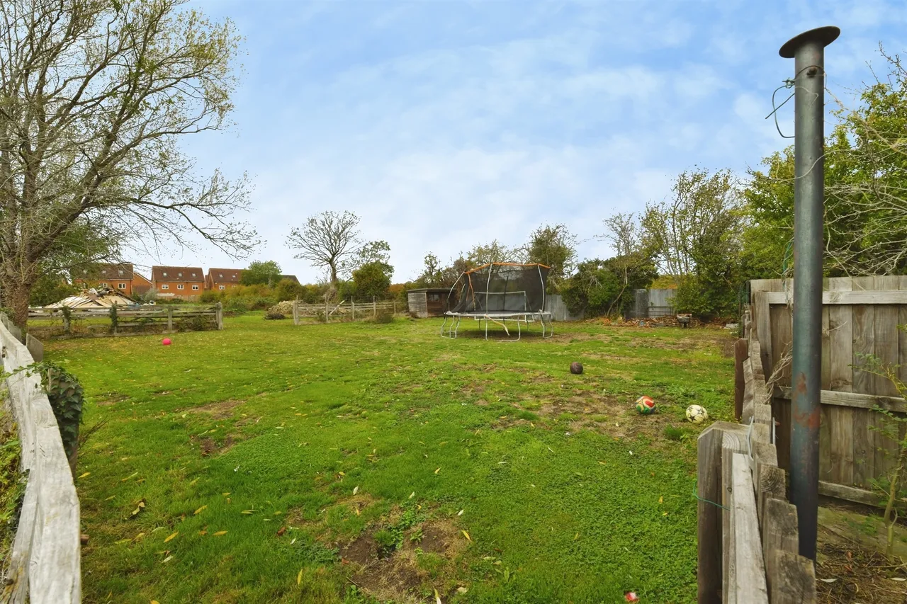 Ashton Common, Steeple Ashton, BA14, photo 3