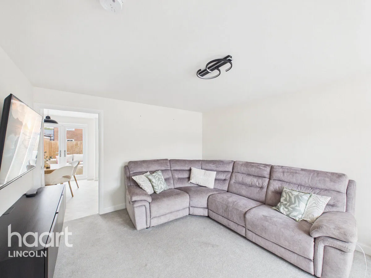 Anwick Close, Fernwood, NG24, photo 3
