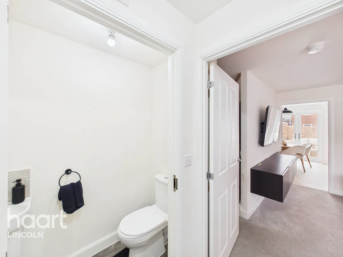 Anwick Close, Fernwood, NG24, photo 2