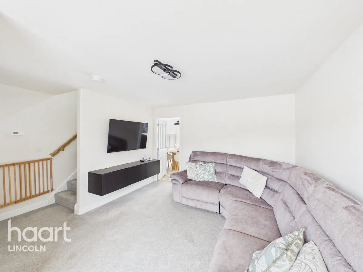 Anwick Close, Fernwood, NG24, photo 6