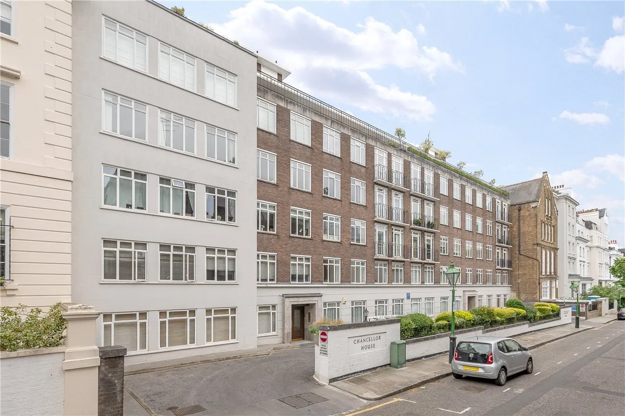Hyde Park Gate, Kensington and Chelsea, London, SW7, photo 7
