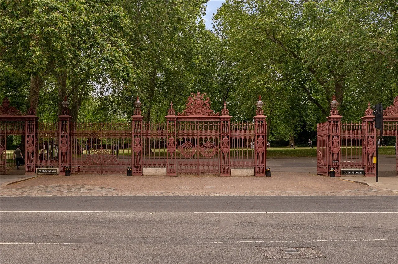 Hyde Park Gate, Kensington and Chelsea, London, SW7, photo 12