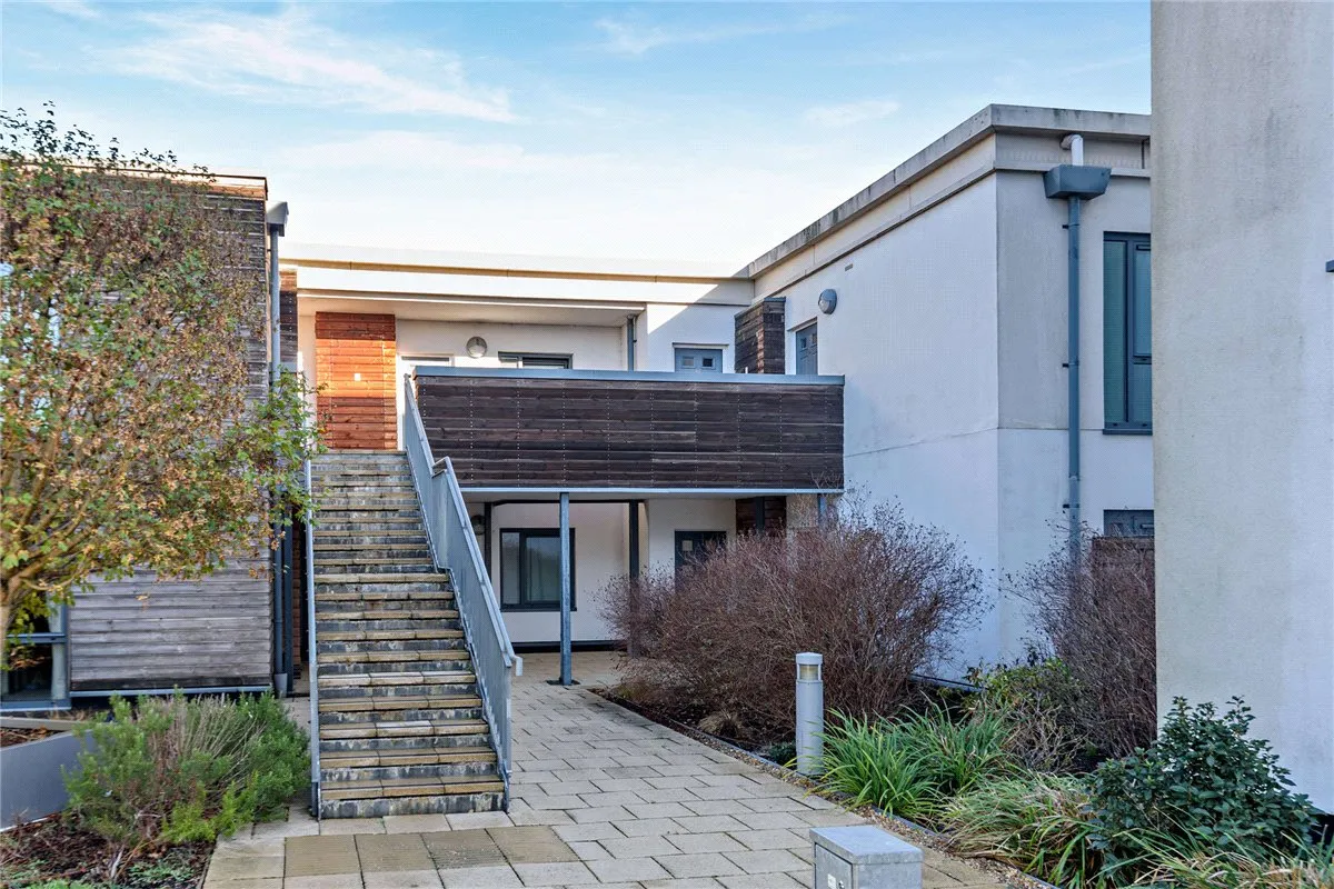 Park Way, RG14, photo 16