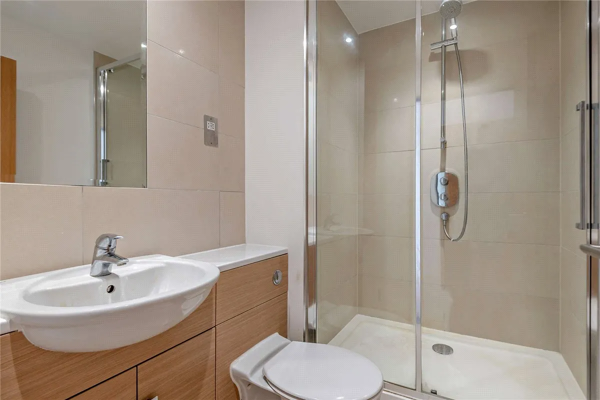 Park Way, RG14, photo 12