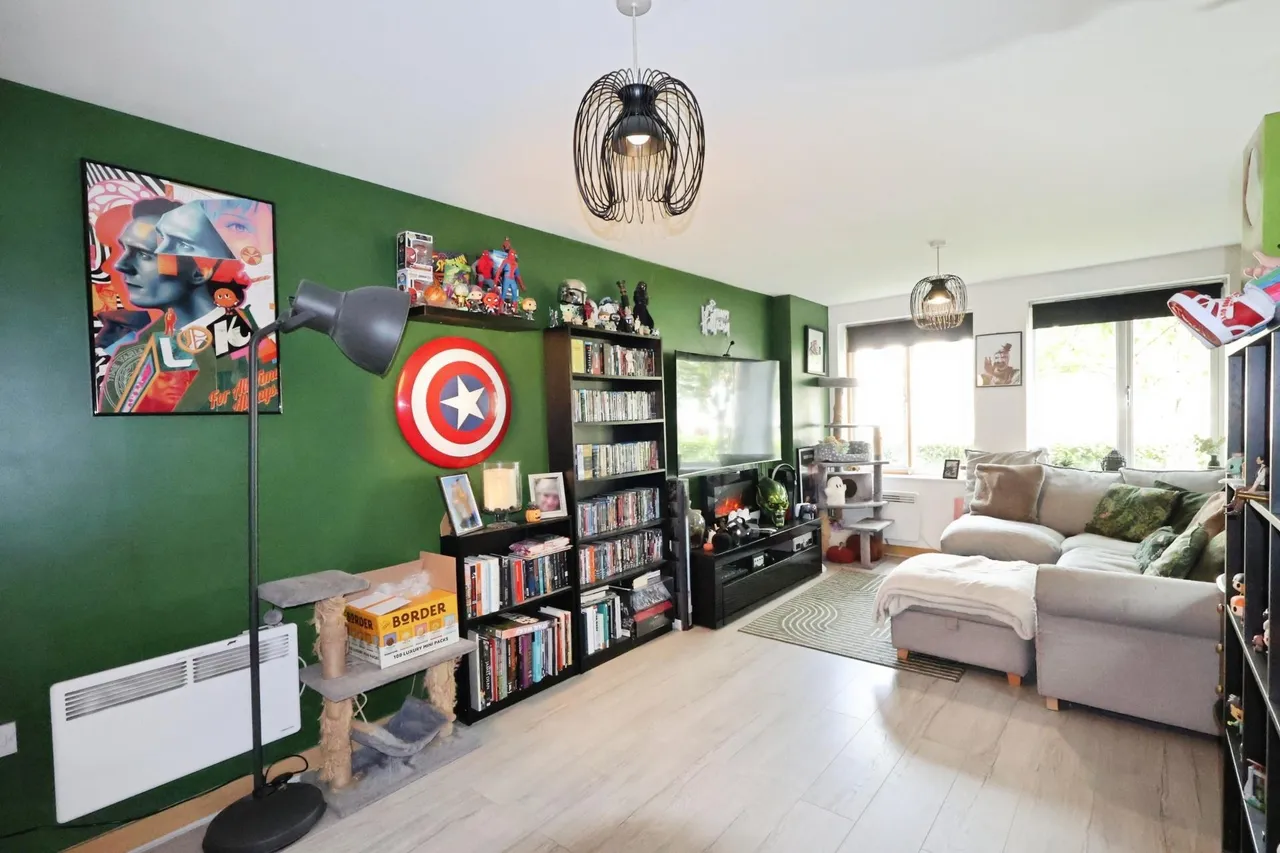 Johnson Place, Hitchin, photo 9