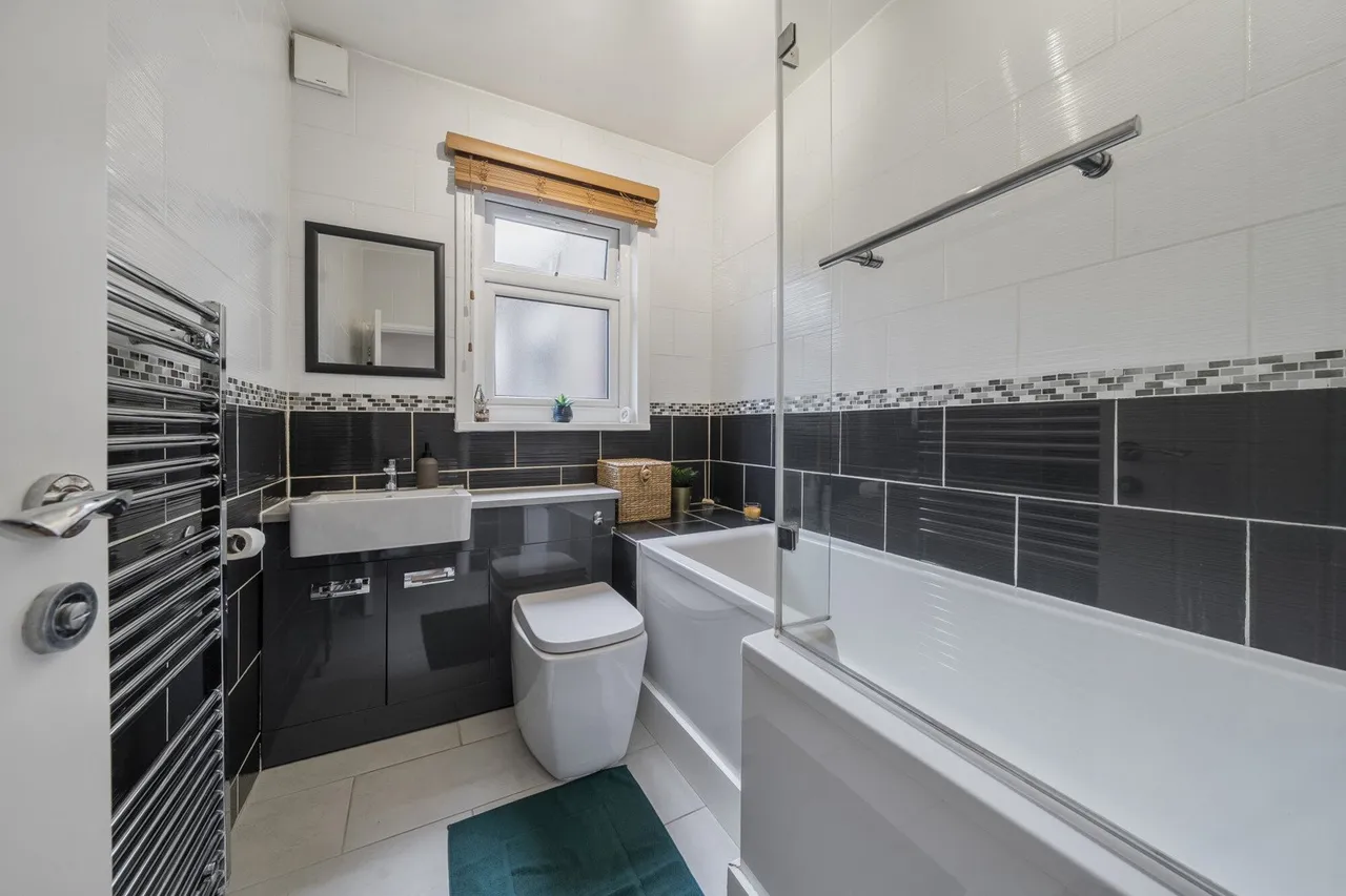 Eastcombe Avenue, SE7, photo 8