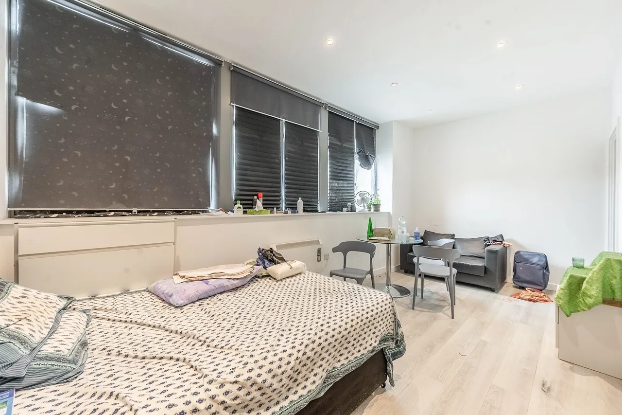 flat to rent — 53, Talbot Skyline 204—226, Harrow