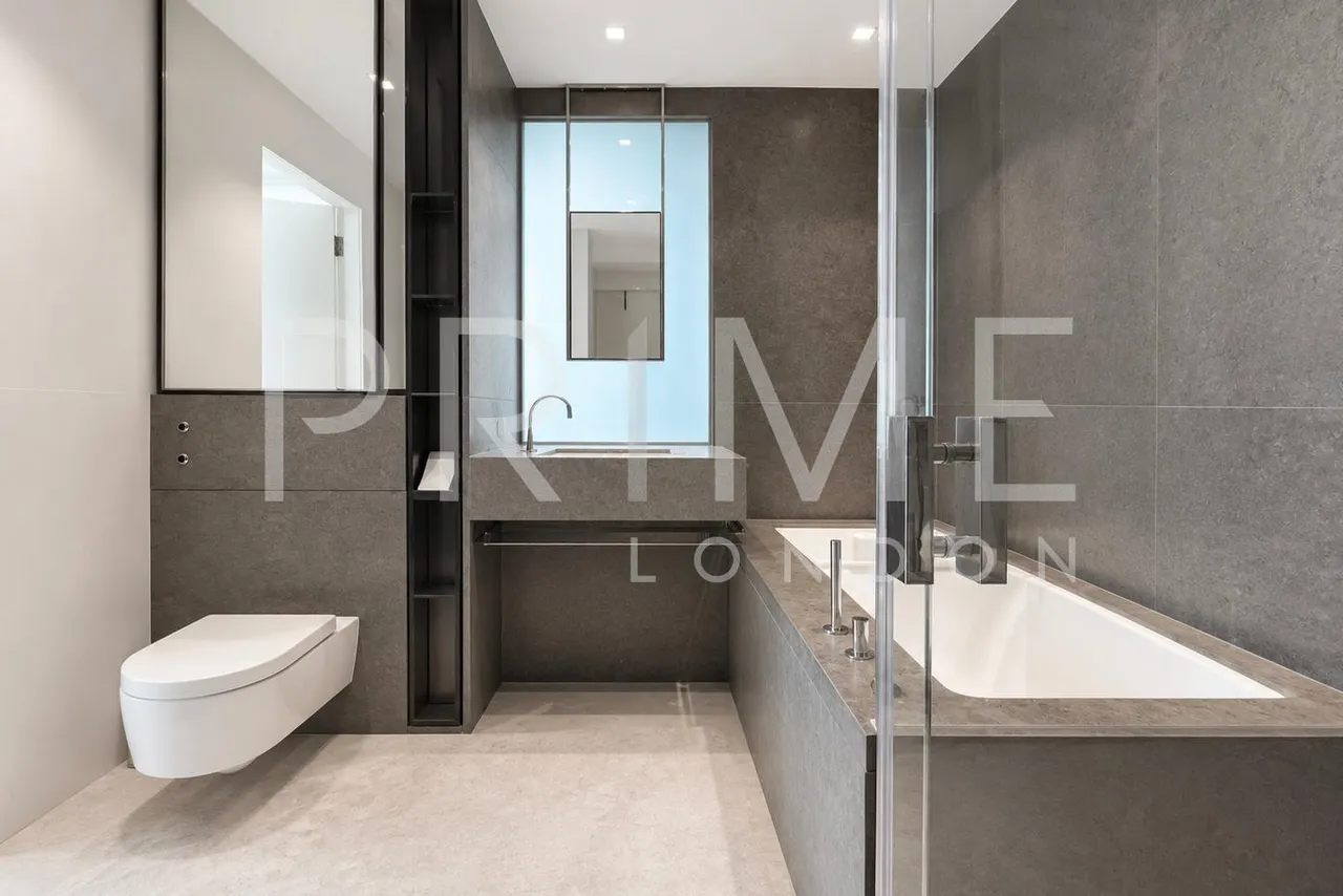 Pan Peninsula East, Canary Wharf, E14, photo 10