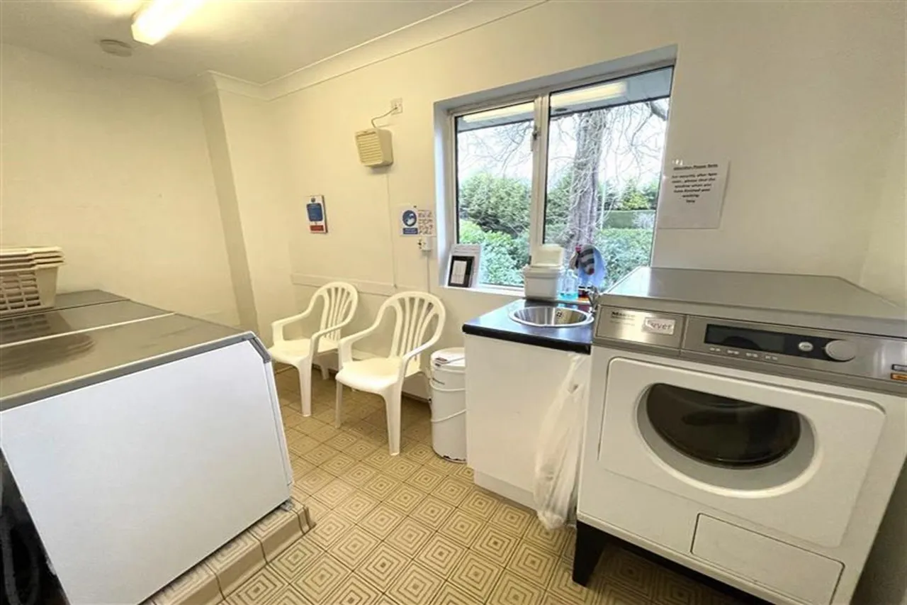 Beechwood Tabley Road, Knutsford, photo 10