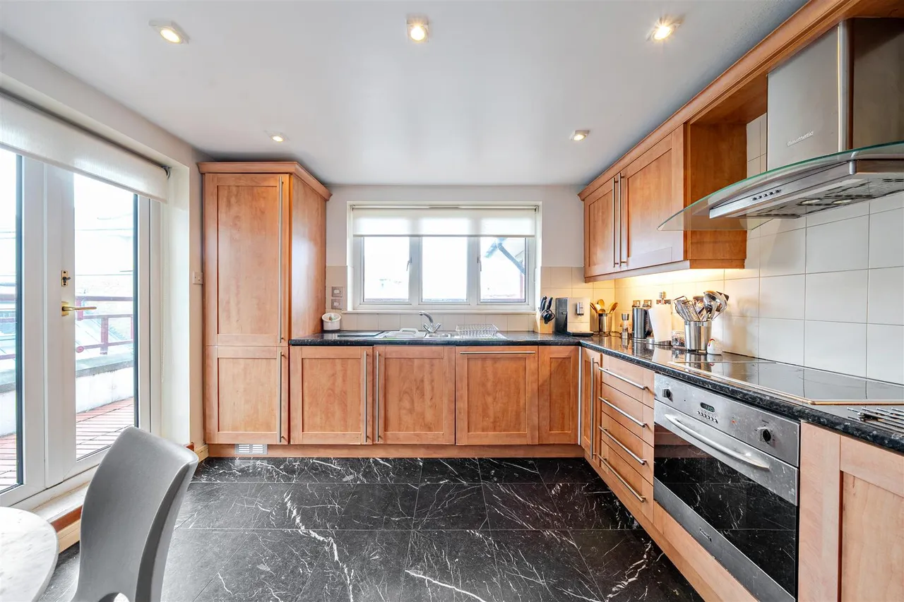 Admiral Walk, London, W9 3TJ, photo 8