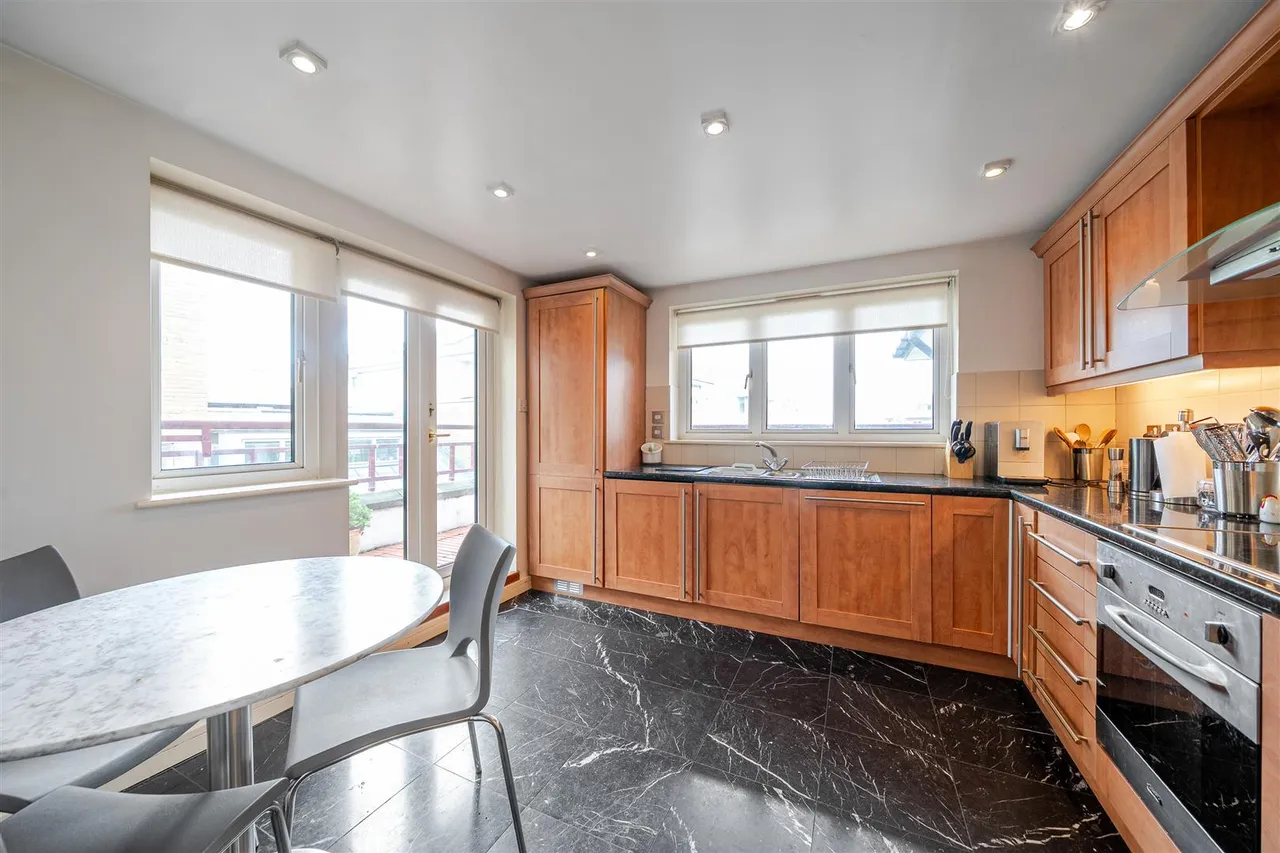 Admiral Walk, London, W9 3TJ, photo 9