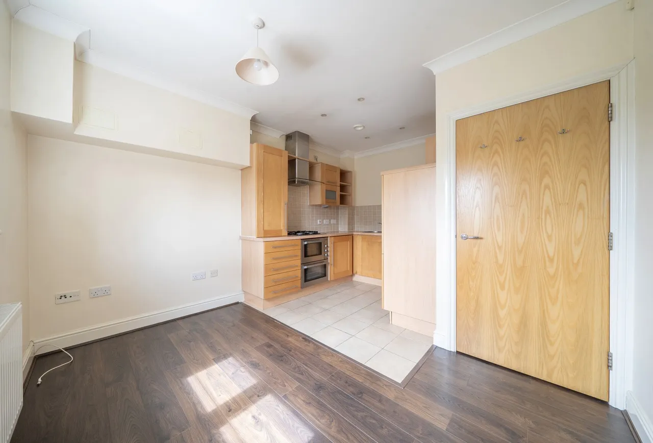 Brookbank Close, Cheltenham, GL50 3NN, photo 11