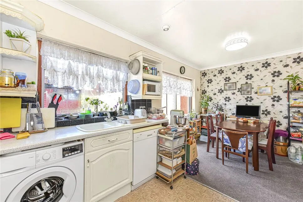 Canonsleigh Road, Dagenham, RM9, photo 4
